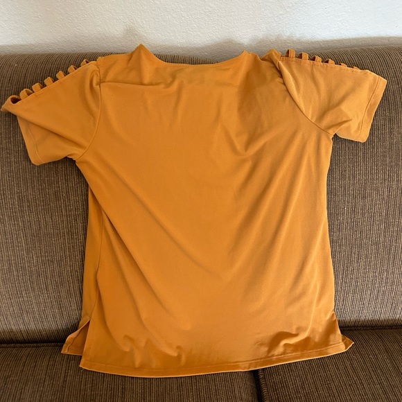 Michael Kors Medium Yellow Top - Picture 2 of 6